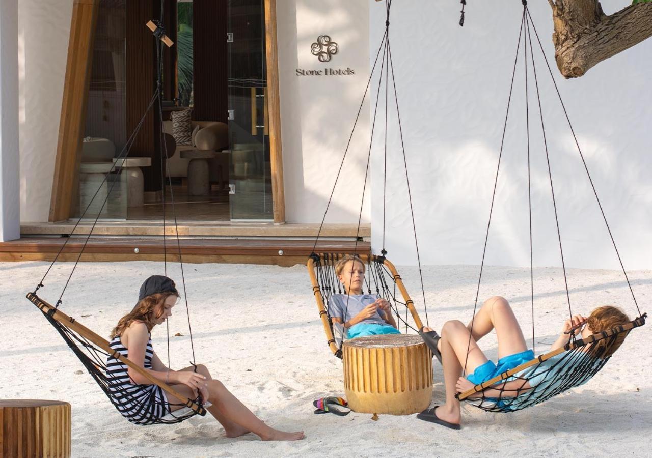 Stone Hotels Dhiffushi Exterior photo